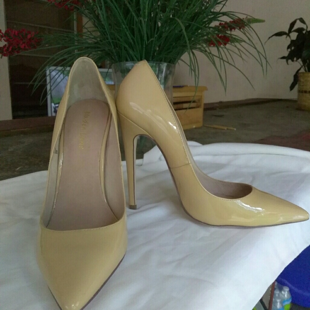 High heels - Picture 4 of 7